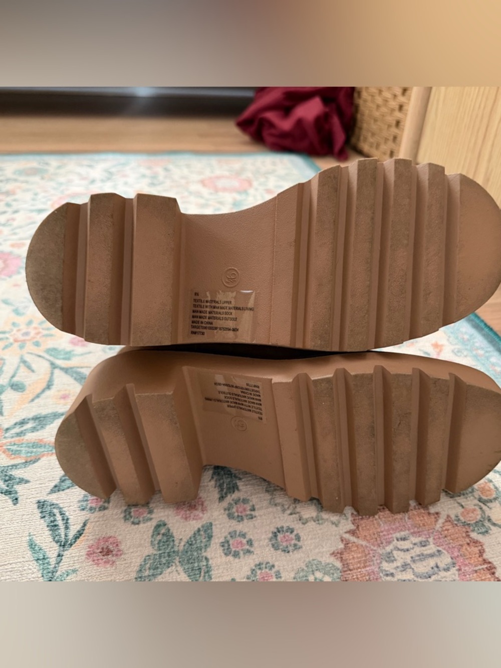 Universal Thread Boot - Picture 5 of 6